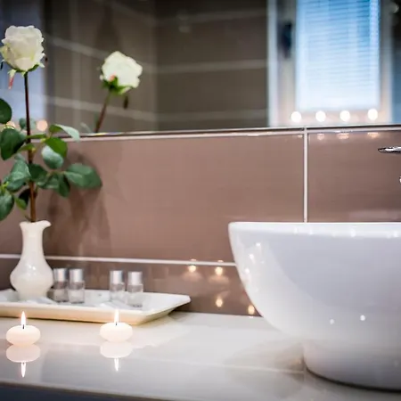 Апартаменти &