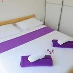 &