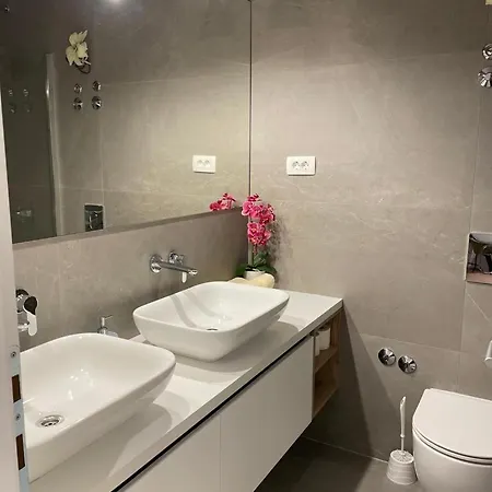 & Apartmán